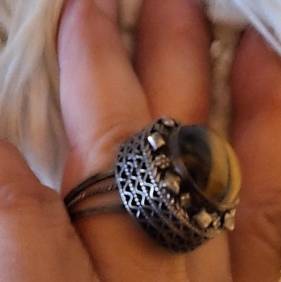 Vintage Sterling and tiger eye ring - Picture 3 of 9